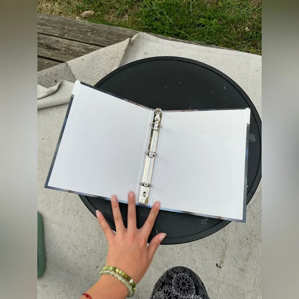 Galaxy binder